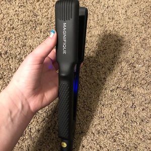 Magnifique Flat Iron
